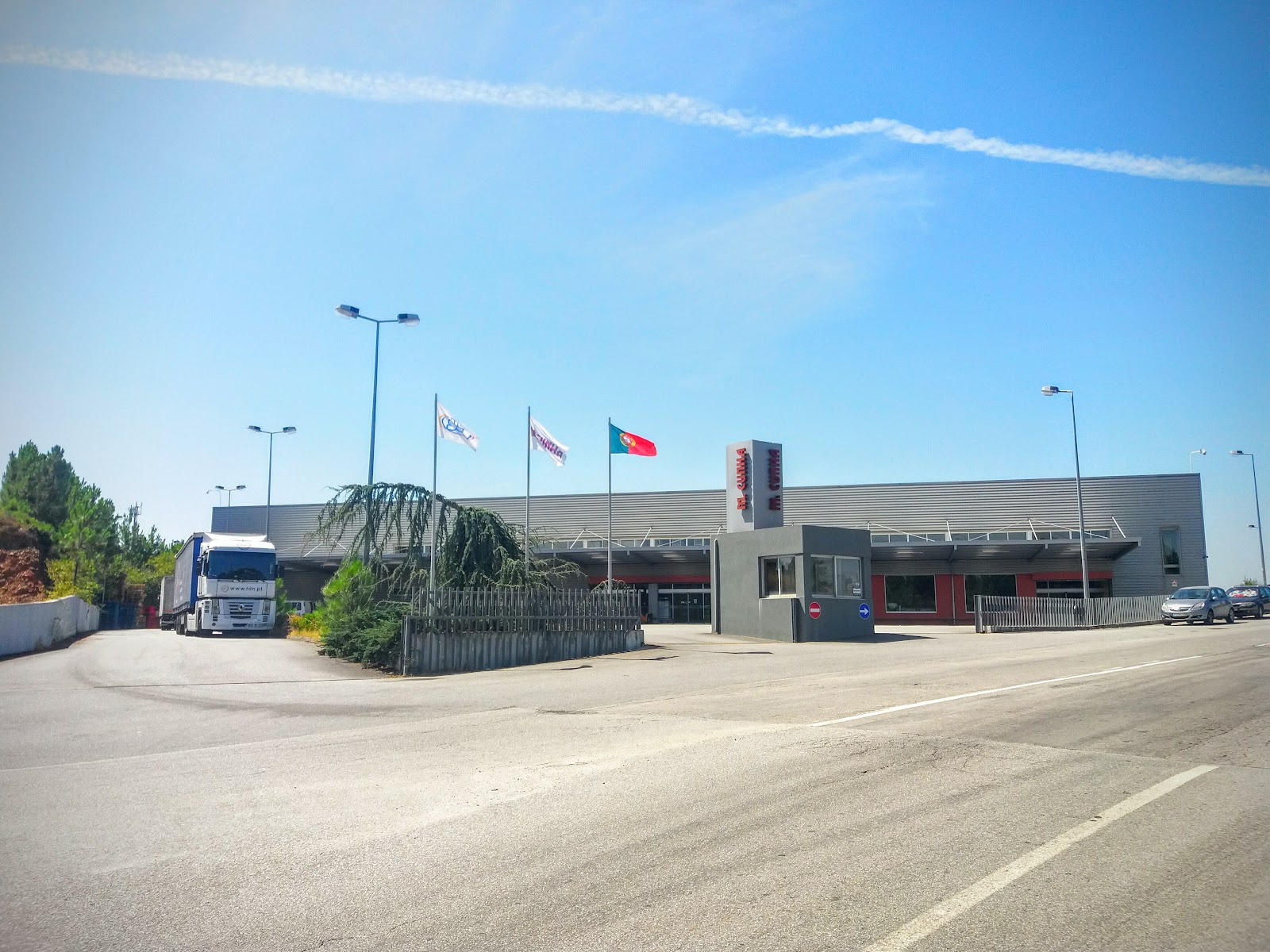 M. Cunha S.A. - Cash & Carry Vila Real