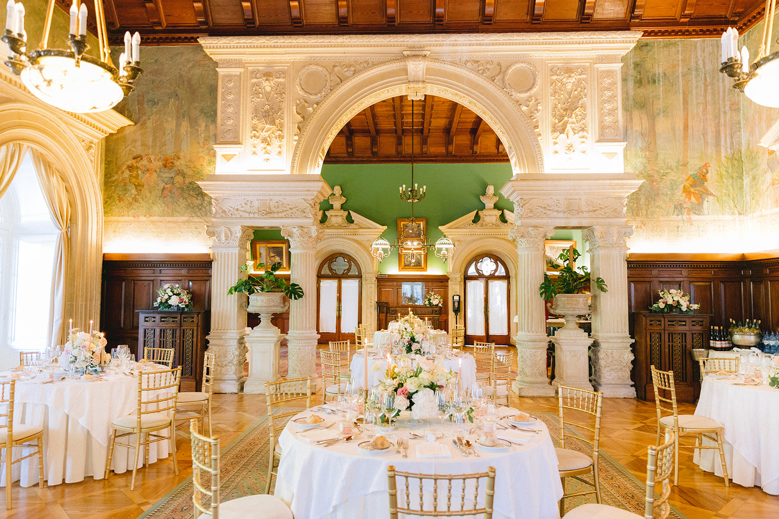 Velvet From Vera Costa - Portugal Wedding Planner