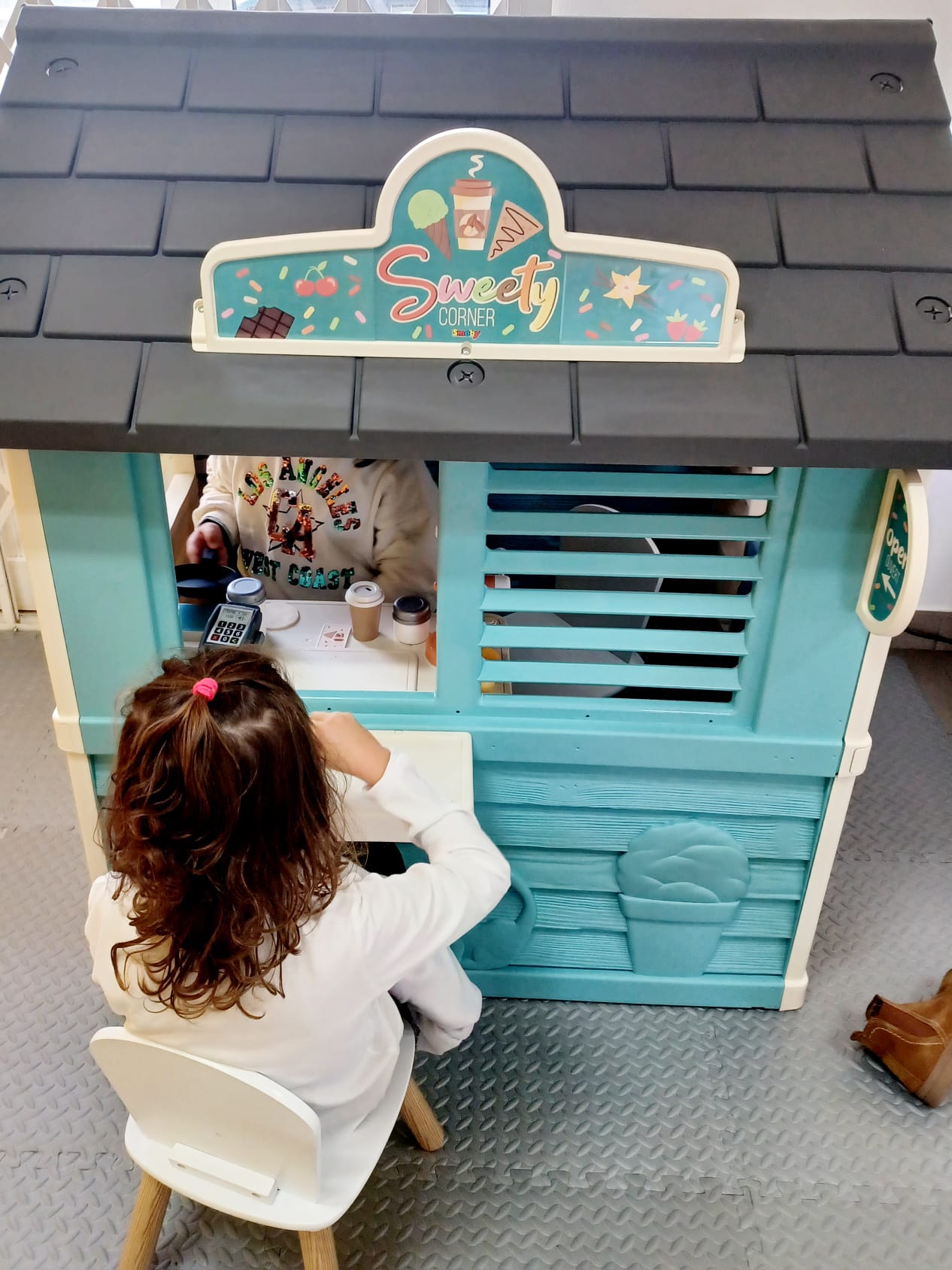 Play Box